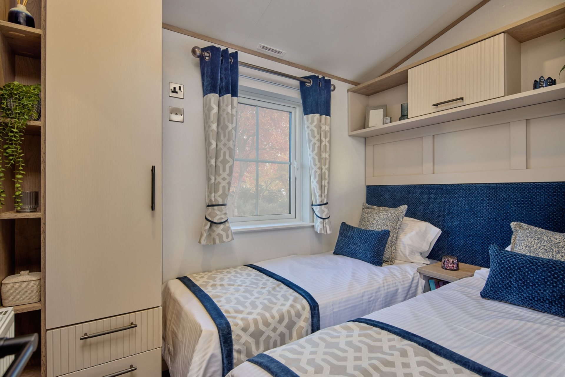 Willerby Vogue twin bedroom