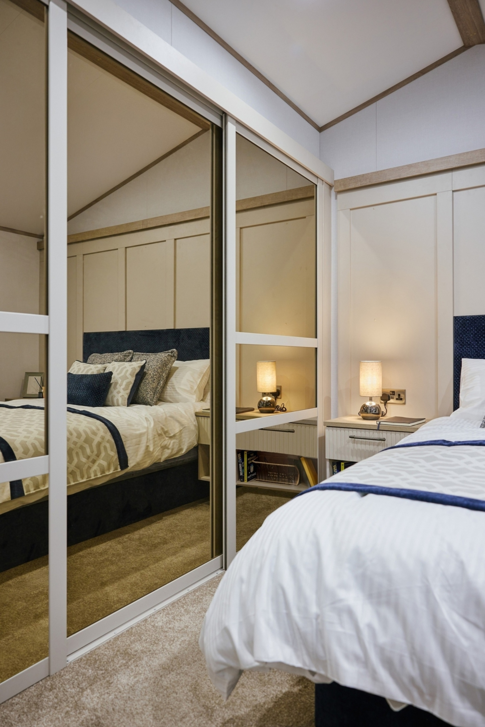 Willerby Vogue master bedroom